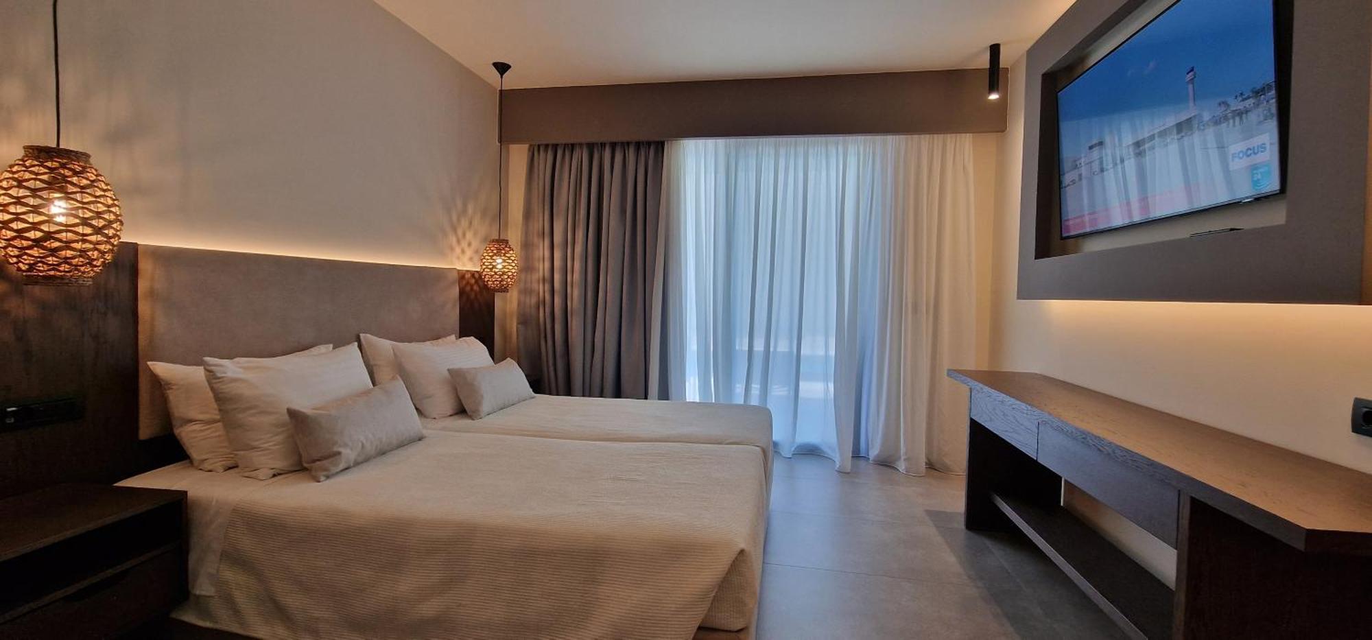 Cosmopolitan Hotel Bagian luar foto