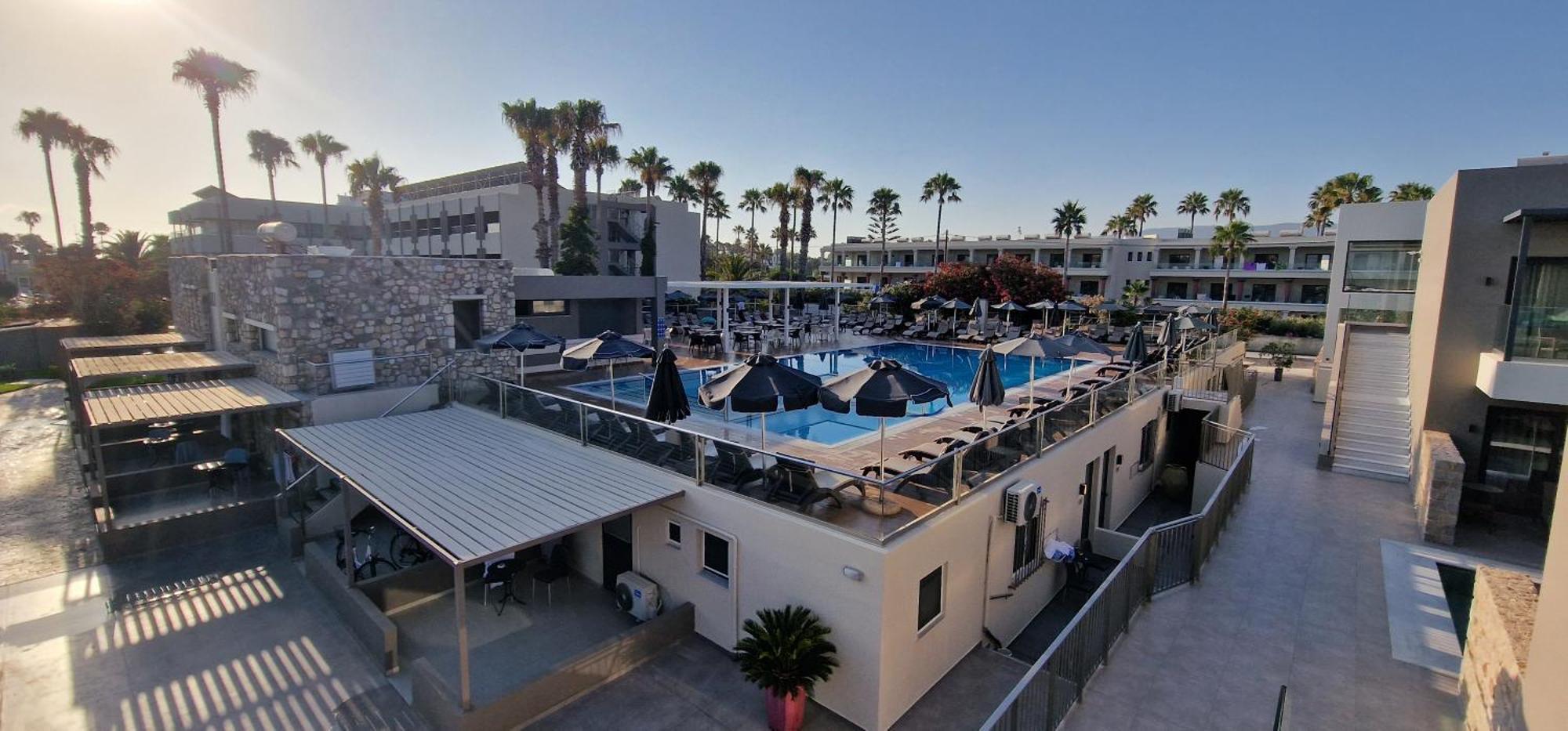 Cosmopolitan Hotel Bagian luar foto